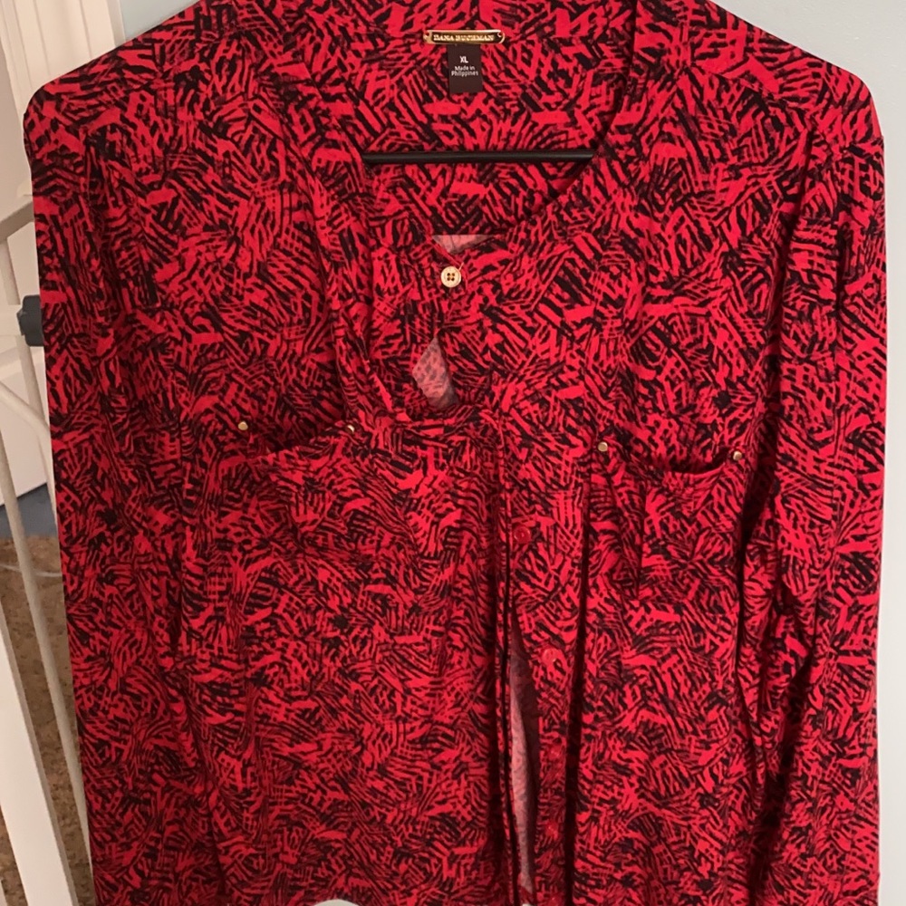 Women’s button up